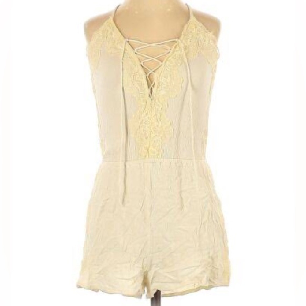 Kendall & Kylie NWT lace trim romper with lace up front